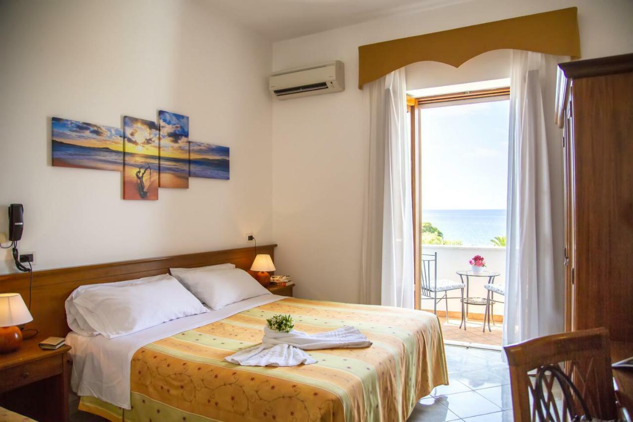 Hotel La Mandorla Barano dʼIschia Eksteriør bilde