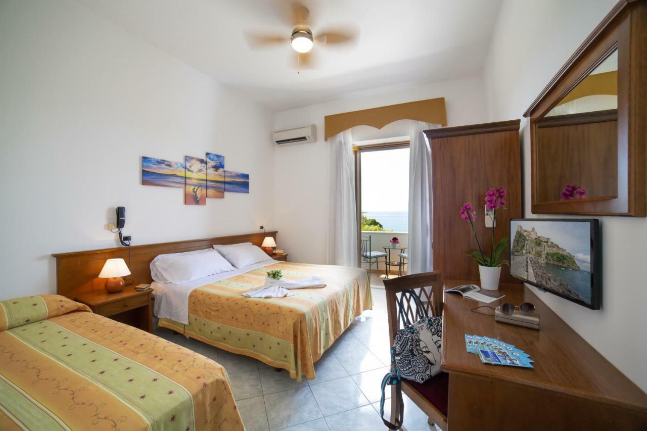 Hotel La Mandorla Barano dʼIschia Eksteriør bilde